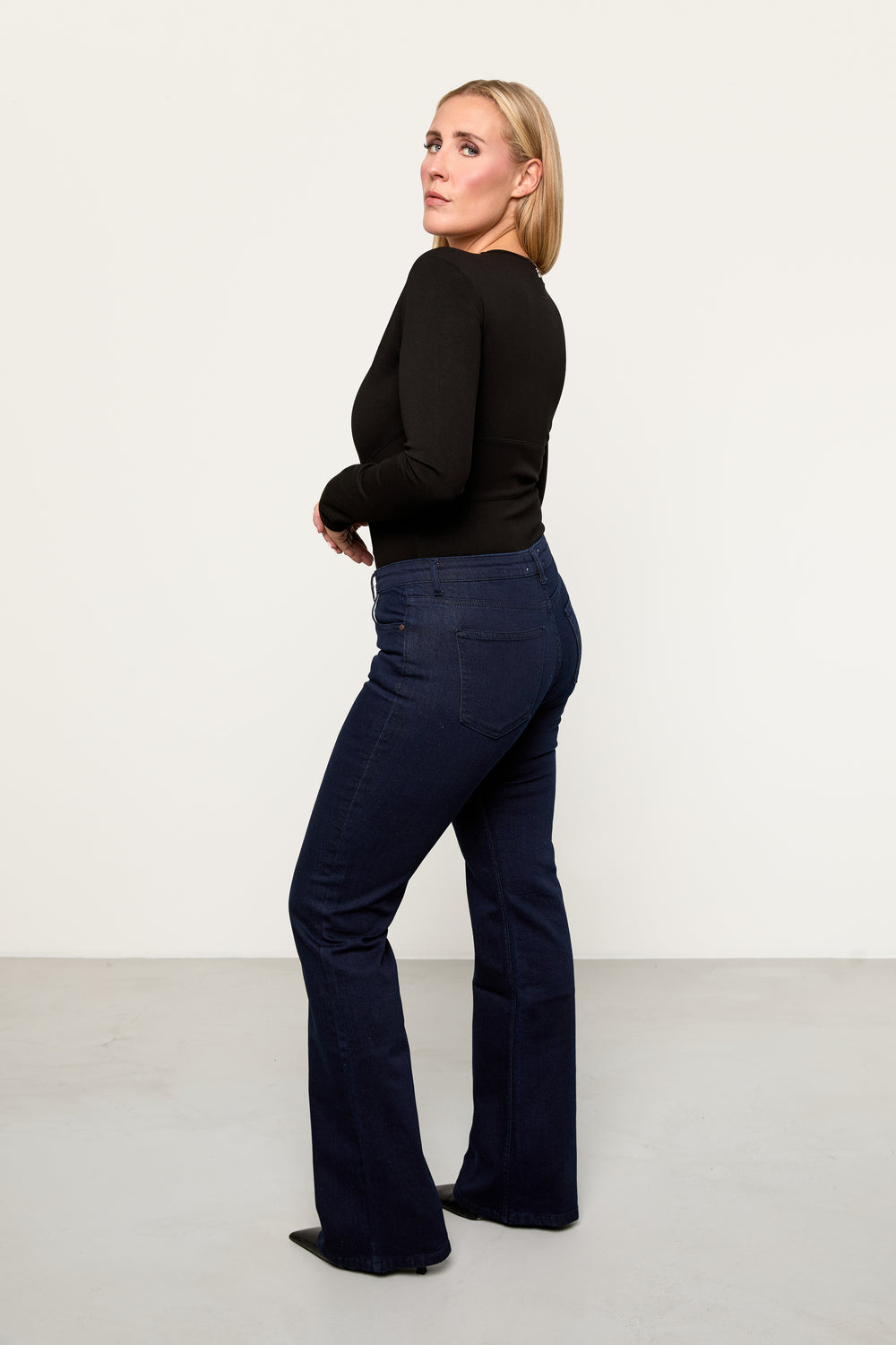 Billy Bootcut Indigo Low Rise